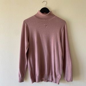 H&M Mauve Turtleneck Sweater  Size Small